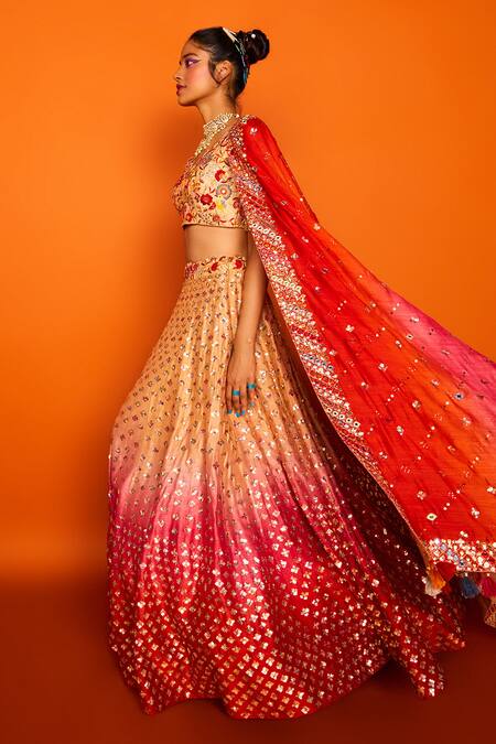 Loka By Veerali Raveshia_Beige Dupion , Chanderi , Tussar V Neck Alhaiya Bridal Lehenga Set _Online_at_Aza_Fashions