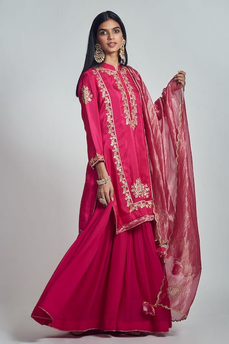 Sheetal Batra_Pink Kurta Habutai  Dupatta Organza Tissue Gharara Nasira Set _Online_at_Aza_Fashions