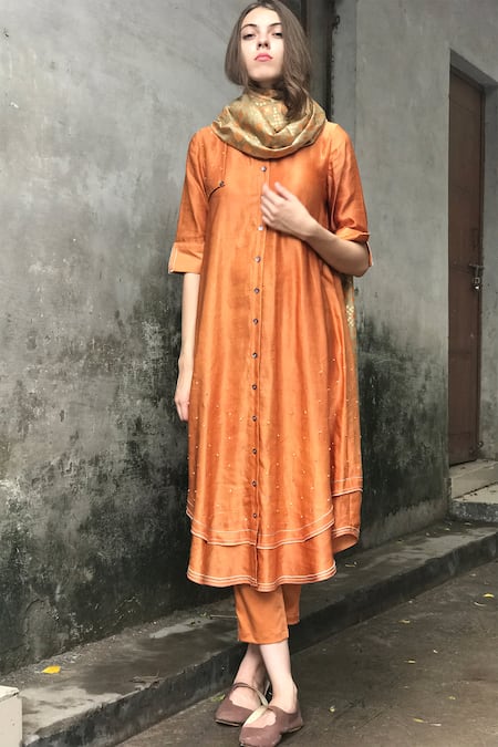 Shop_I Am Design_Orange Silk, Satin Linen Round Embellished Kurta And Pant Set _Online_at_Aza_Fashions