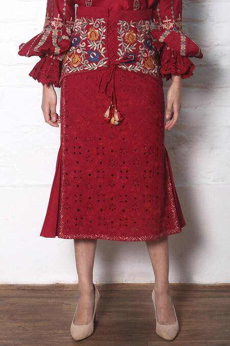Buy_Chandrima_Red Embroidery Corset Belt _Online_at_Aza_Fashions
