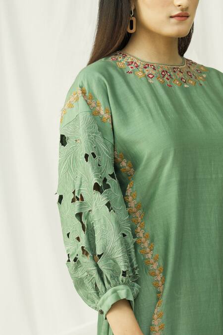 Chandrima Green Chanderi Round Midi Dress at Aza Fashions Chandrima_Green Chanderi Round Midi Dress _at_Aza_Fashions