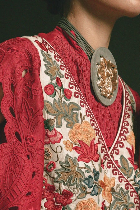 Buy_Chandrima_White Chanderi V Neck Overlap Peplum Jacket _Online_at_Aza_Fashions