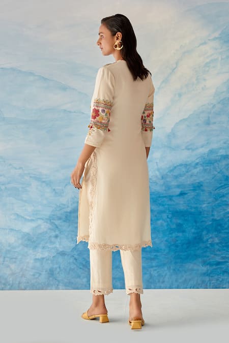 Shop_Chandrima_White Chanderi Bead Work, Floral Motifs, Geometric Embroidered Kurta And Pant Set _at_Aza_Fashions