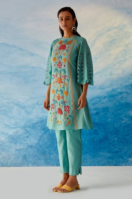 Chandrima_Blue Chanderi Embroidered Bead Work Round Floral Kurta And Pant Set _Online_at_Aza_Fashions