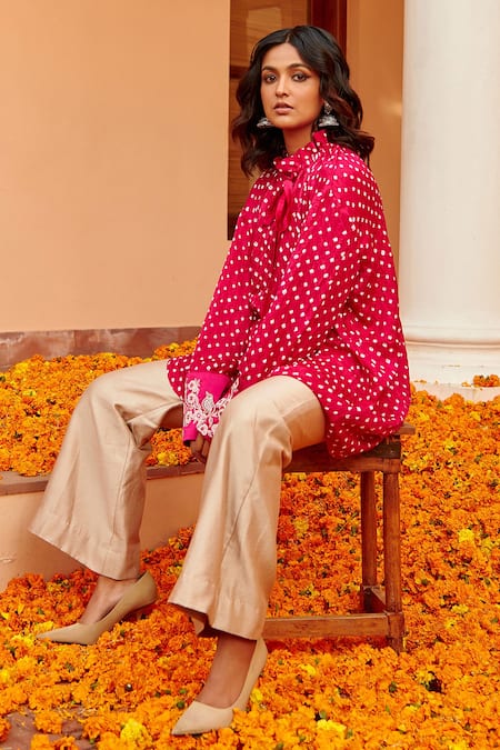 Shop_Twenty Nine_Pink Gajji Silk Bandhani High Neck Bow Tie Frill Collar Tunic_Online_at_Aza_Fashions