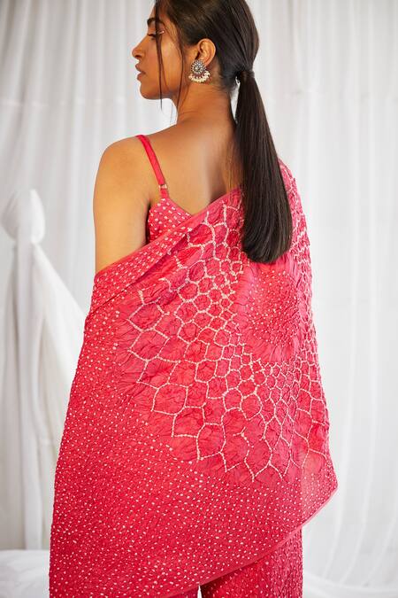 Buy Twenty Nine Fuchsia Crushed Silk Bandhani Scoop Neck Bustier With Drape Online at Aza Fashions Buy_Twenty Nine_Fuchsia Crushed Silk Bandhani Scoop Neck Bustier With Drape _Online_at_Aza_Fashions