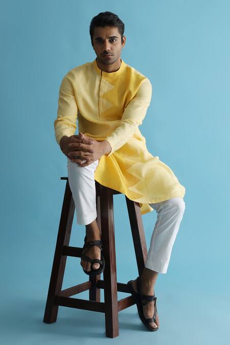 Buy_Kaha_Yellow Linen Solid Ombre-dyed Kurta_Online_at_Aza_Fashions