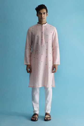 Buy Kaha Pink Linen Triangle Detailing Antheia Cutwork Kurta Online at Aza Fashions Buy_Kaha_Pink Linen Triangle Detailing Antheia Cutwork Kurta_Online_at_Aza_Fashions