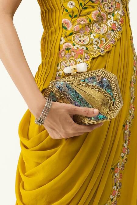 Handle Those Bags Gold Sierra Mop Clutch Online at Aza Fashions Handle Those Bags_Gold Sierra Mop Clutch_Online_at_Aza_Fashions