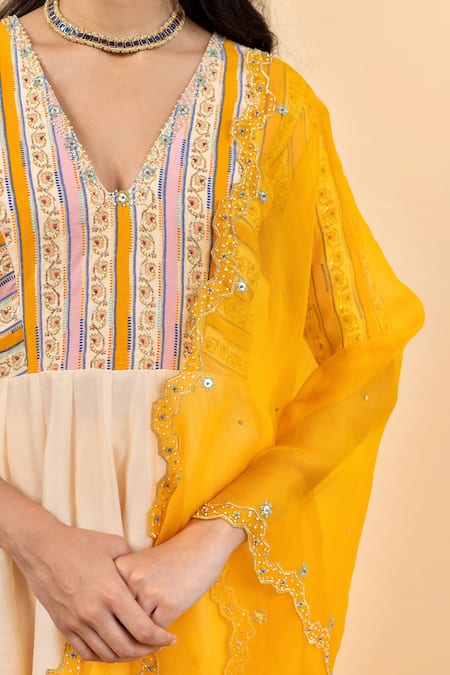 Pita Nila_Cream Chanderi, Silk Organza Embroidery, Sequins, Beads Kira Anarkali Set _Online_at_Aza_Fashions