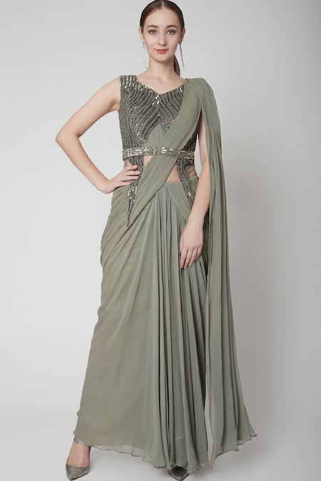 Buy Pearl ivory floral embroidery draped saree gown by Varun Nidhika at  Aashni and Co