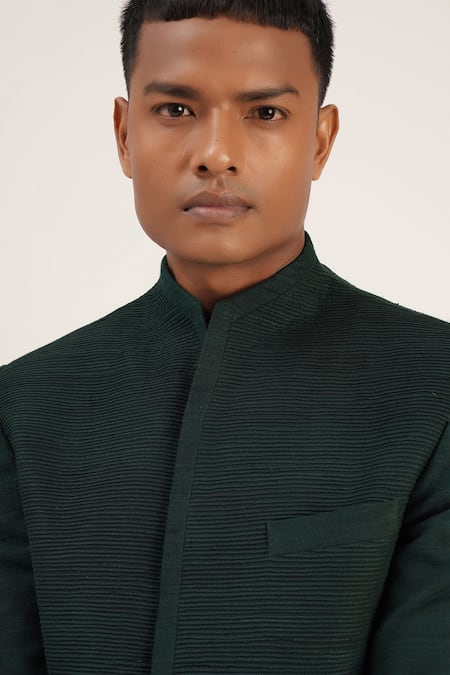 Buy Dhruv Vaish Green Silk Pintuck High Neck Bandhgala Online at Aza Fashions Buy_Dhruv Vaish_Green Silk Pintuck High Neck Bandhgala_Online_at_Aza_Fashions