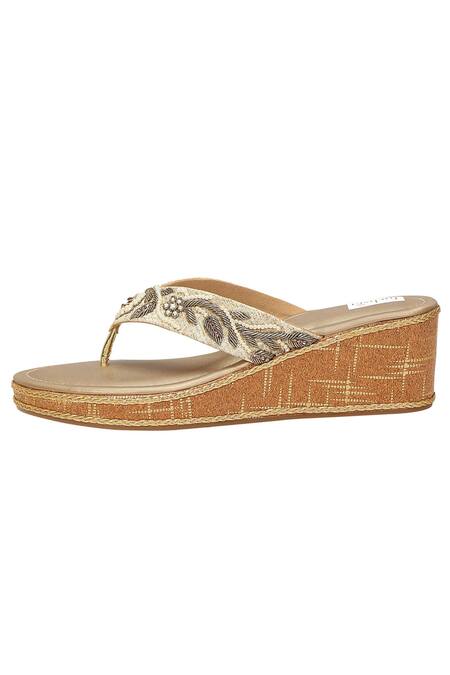 Buy_Fuchsia by aashaka mehta_Beige Embroidery Resham Wedges _Online_at_Aza_Fashions