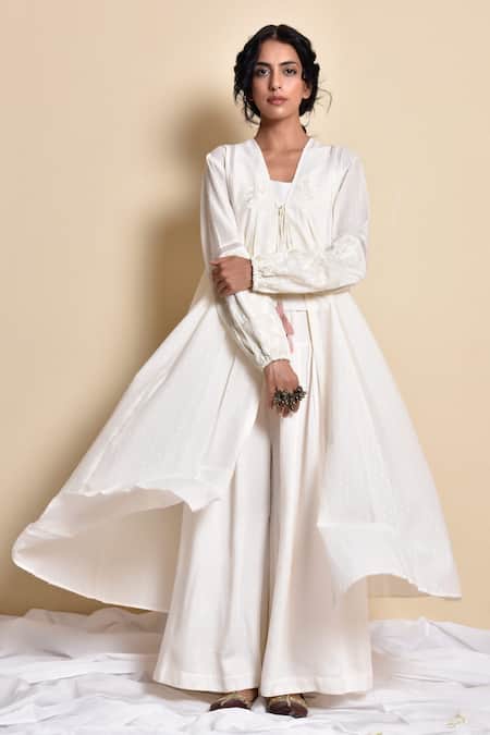 Kanika Sharma_White Inner Cotton Kota Jacket Doby Cotton Flared Set With Embroidered _Online_at_Aza_Fashions