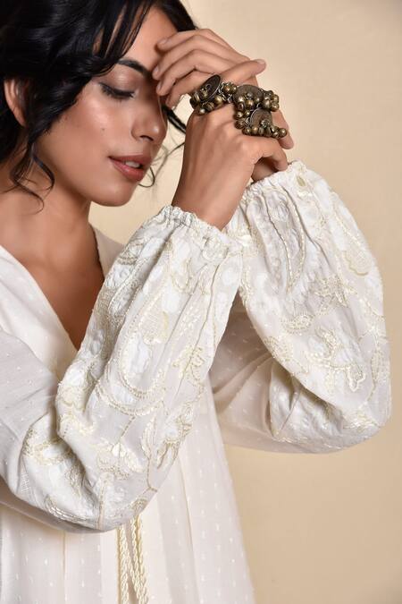 Buy_Kanika Sharma_White Inner Cotton Kota Jacket Doby Cotton Flared Set With Embroidered _Online_at_Aza_Fashions