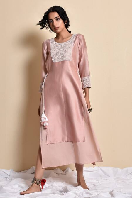 Buy_Kanika Sharma_Pink Kurta Chanderi Inner Cotton Kurta Round Hand Embroidered _Online_at_Aza_Fashions