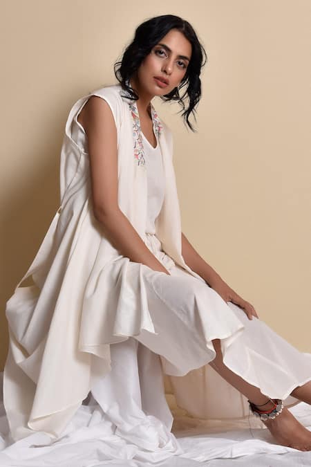 Kanika Sharma_White Cotton Dress V Neck A-line Midi With Jacket _Online_at_Aza_Fashions