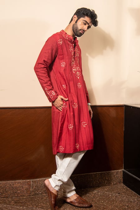 Soniya G Red Cotton Embroidery Foil Work Kurta Set Online at Aza Fashions Soniya G_Red Cotton Embroidery Foil Work Kurta Set _Online_at_Aza_Fashions