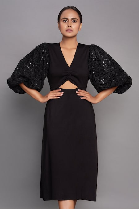 Giada Cowl Sleeve Midi Dress in Black | Oh Polly