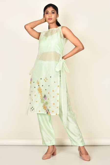 Khwaab by Sanjana Lakhani Floral Embroidered Mint Green Kurta Set 