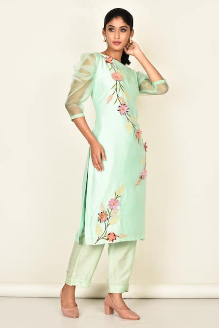 Khwaab by Sanjana Lakhani Floral Embroidered Kurta & Pant Set 