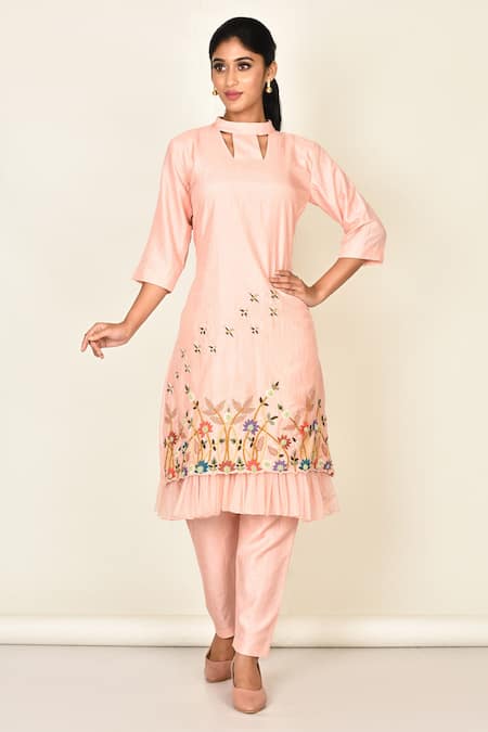 Khwaab by Sanjana Lakhani Floral Embroidered Peach Kurta Set 