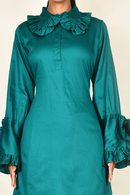 Khwaab By Sanjana Lakhani_Green Cotton Plain Collared Neck Asymmetric Kurta Set With Sleeves_at_Aza_Fashions