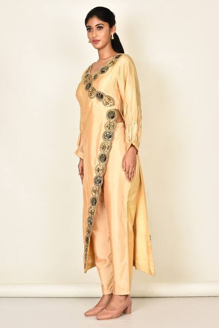 Buy_Khwaab By Sanjana Lakhani_Yellow Satin Silk Embroidered Floral Motifs Scallop Neck Kurta Set_Online_at_Aza_Fashions