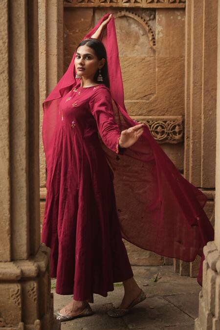 Shop_Sagaa By Vanita_Red Anarkali  Silk, Dupatta  Kota Floral Round Neck With_Online_at_Aza_Fashions