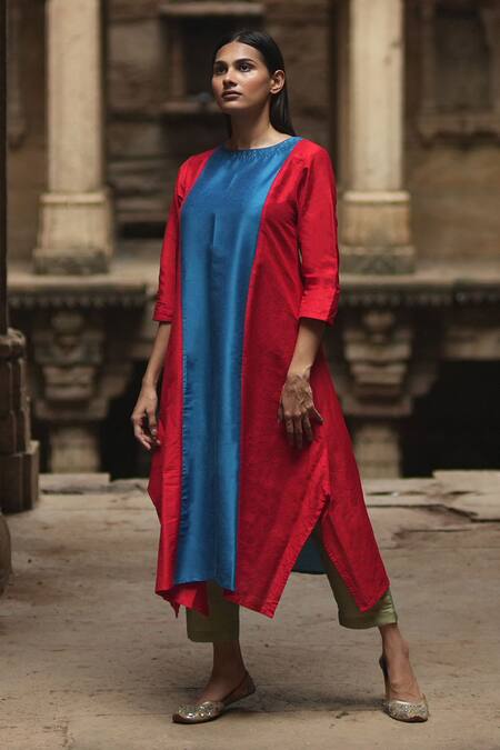 Sagaa By Vanita_Blue Silk Round Paneled Kurta Set _Online_at_Aza_Fashions
