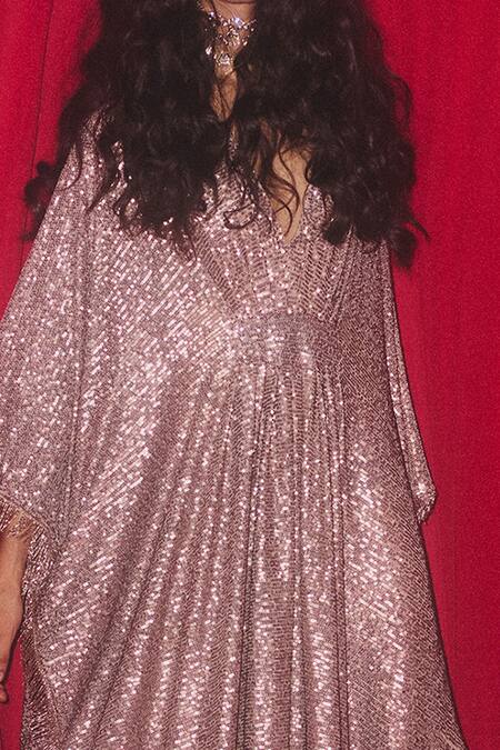 Deme X Kalki_Pink Fabric V Neck Kaftan_at_Aza_Fashions