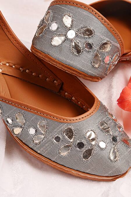 Shop Label Deepti Bajaj Grey Embroidered Juttis Online at Aza Fashions Shop_Label Deepti Bajaj_Grey Embroidered Juttis _Online_at_Aza_Fashions