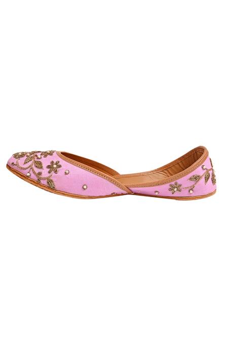 Buy Label Deepti Bajaj Purple Embroidered Juttis Online at Aza Fashions Buy_Label Deepti Bajaj_Purple Embroidered Juttis _Online_at_Aza_Fashions