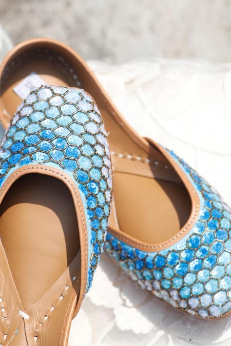 Shop Label Deepti Bajaj Blue Embroidered Juttis Shop_Label Deepti Bajaj_Blue Embroidered Juttis