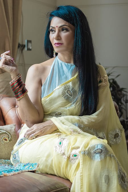 Ruar India_Yellow Chiffon Peacock Feathers Embroidered Saree With Blouse _Online_at_Aza_Fashions