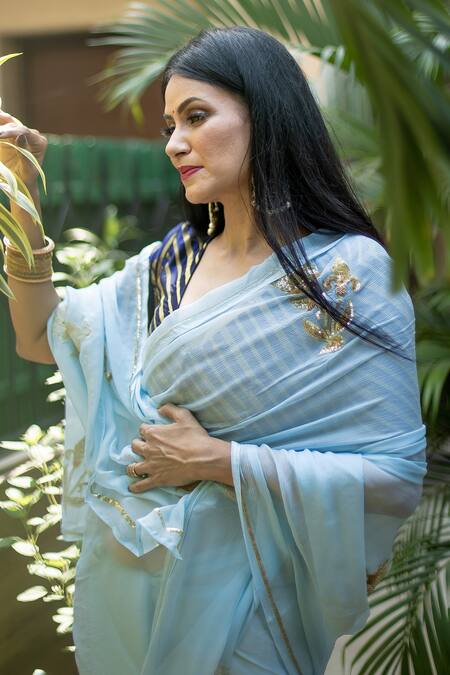 Ruar India_Blue Chiffon Tulips Embroidered Saree With Blouse _at_Aza_Fashions