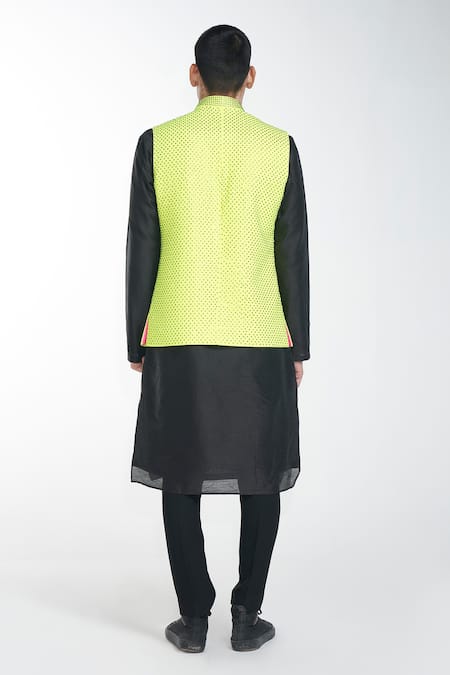 Itrh Swarovski Embellished Bundi & Kurta Set 