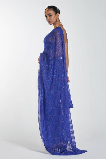 Buy Silver Net Embellished Plunge V Neck Pre-draped Saree With Blouse For  Women by Itrh Online at Aza Fashions.