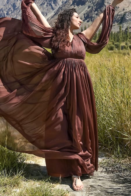 Buy Dania Siddiqui Brown Chiffon Solid V Neck Pleated Slit Sleeve Gown Online at Aza Fashions Buy_Dania Siddiqui_Brown Chiffon Solid V Neck Pleated Slit Sleeve Gown _Online_at_Aza_Fashions