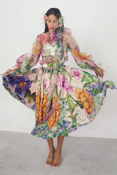 Limerick By Abirr N' Nanki_Pink Dupion Silk Sweetheart Neck Embroidered Crop Top_Online_at_Aza_Fashions