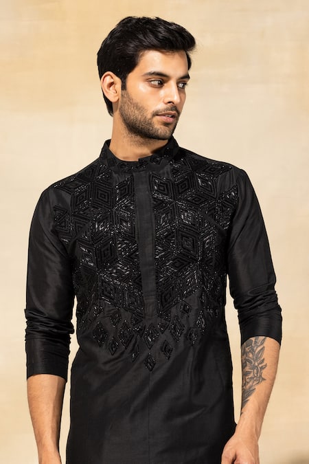 Diyarajvvir_Black Cotton Embroidery Diamond Pattern Kurta Set _Online_at_Aza_Fashions