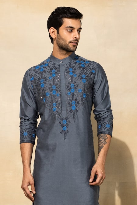Diyarajvvir Grey Cotton Cut Work, Embroidery Cutdana And Thread Kurta Set Online at Aza Fashions Diyarajvvir_Grey Cotton Cut Work, Embroidery Cutdana And Thread Kurta Set _Online_at_Aza_Fashions