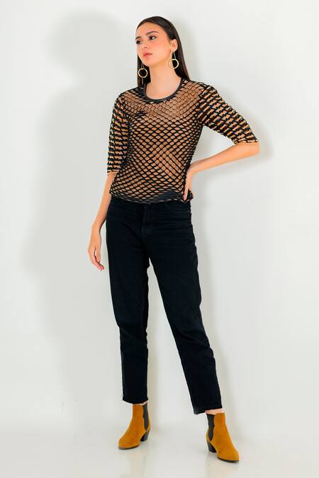 Devina Juneja Black Crepe Round Cutwork Top Online at Aza Fashions Devina Juneja_Black Crepe Round Cutwork Top _Online_at_Aza_Fashions