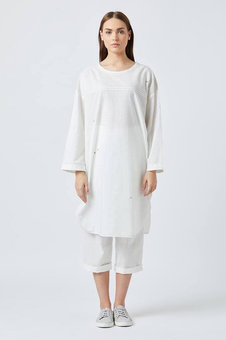 Buy_Doodlage_White Upcylced Cotton Round Amy Upcycled Tunic _Online_at_Aza_Fashions