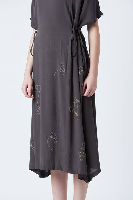 Doodlage Grey Huda Upcycled Rayon Crepe Kaftan Dress at Aza Fashions Doodlage_Grey Huda Upcycled Rayon Crepe Kaftan Dress_at_Aza_Fashions