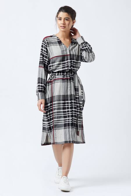 Shop_Doodlage_Black Upcycled Rayon V Neck Reo Cotton Jacket Tunic_Online_at_Aza_Fashions