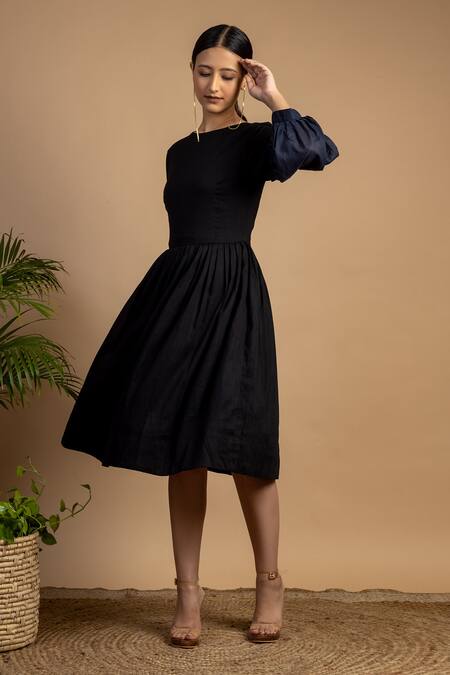 Buy Doodlage Black Upcycled Cotton Round Sophia Midi Dress Online at Aza Fashions Buy_Doodlage_Black Upcycled Cotton Round Sophia Midi Dress _Online_at_Aza_Fashions