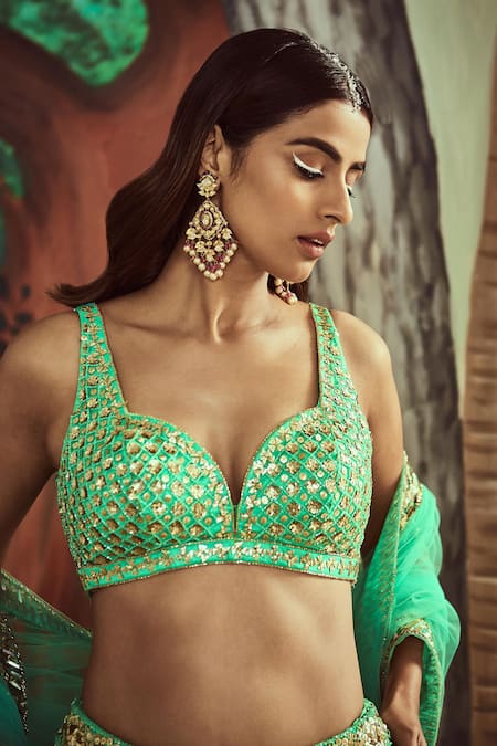 Angad Singh Green Dupatta Net, Lehenga And Blouse Organza Hand Embroidered Bridal Set at Aza Fashions Angad Singh_Green Dupatta Net, Lehenga And Blouse Organza Hand Embroidered Bridal Set _at_Aza_Fashions