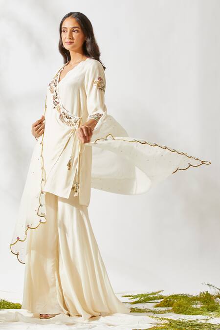 Buy_Devyani Mehrotra_White Viscose Cotton Silk V Neck Embroidered Kurta Set_Online_at_Aza_Fashions