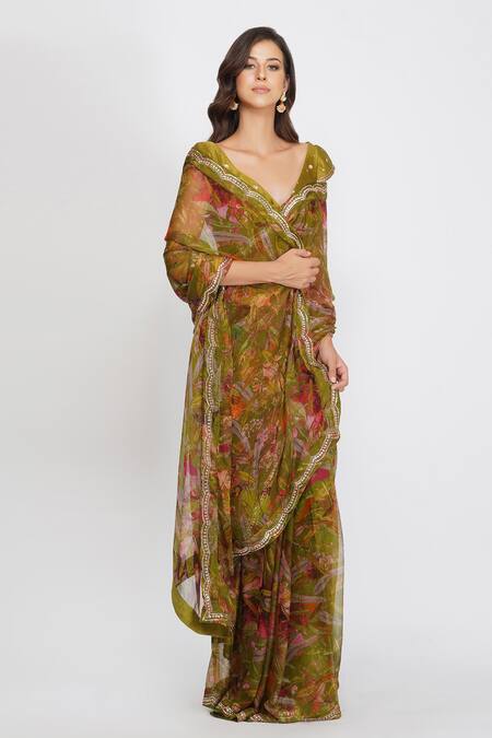 Devyani Mehrotra_Green Chanderi, Viscose Chiffon V Neck Printed Saree With Blouse_Online_at_Aza_Fashions